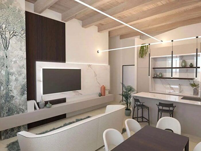 Appartamento trilocale in vendita in Via Ravegnana, Forli