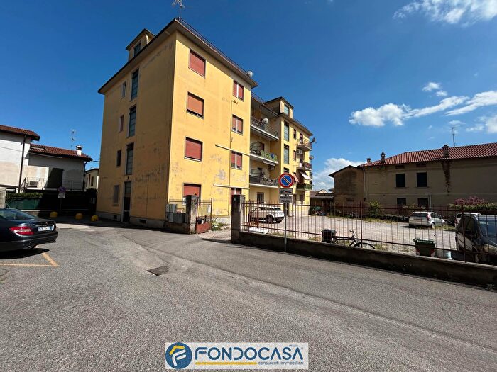 Case in Vendita e in Affitto - 2