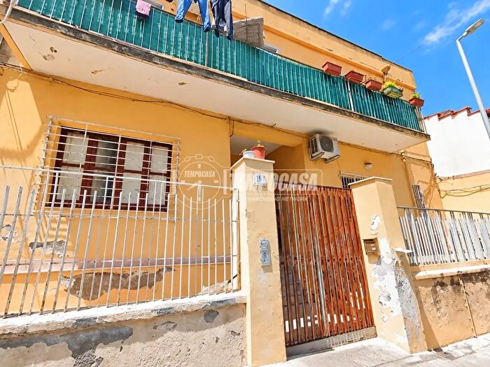 Appartamento trilocale in vendita in Via Fattorini, Catania