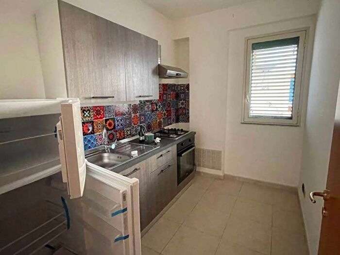 Appartamento bilocale in affitto in Via Orazio Lazzarino, Ferrovieri Stadio, Reggio Calabria