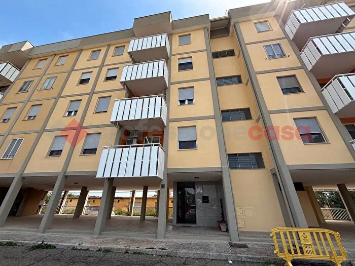 Appartamento con 5 locali in vendita in Via Taranto, Statte