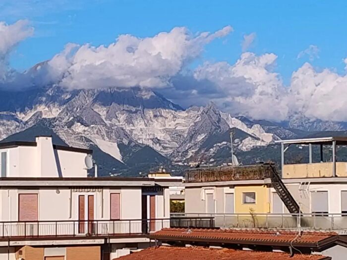Appartamento quadrilocale in vendita in Carrara