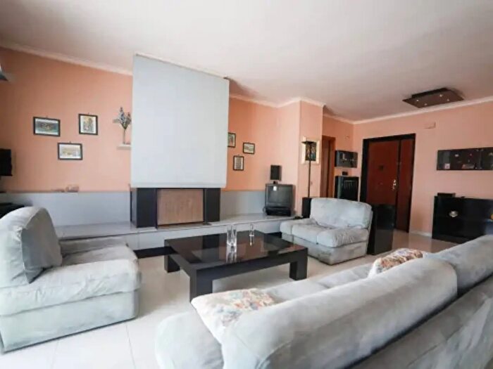 Appartamento trilocale in vendita in Via Arno, Pontecagnano Faiano