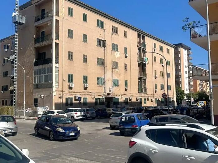 Appartamento bilocale in vendita in Via Pietro Spica, Palermo