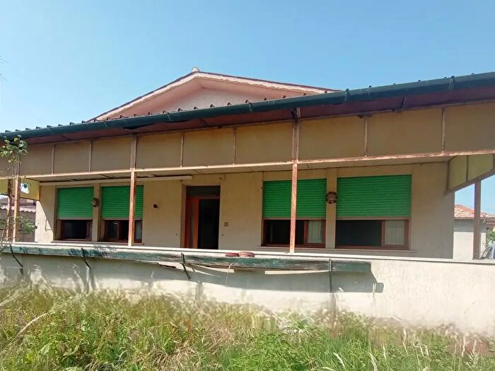 Casa con 6 locali in vendita in Boscochiaro Via dei Mille, Cavarzere