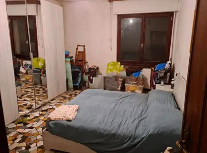 Appartamento quadrilocale in vendita in Via Colombara, Venezia