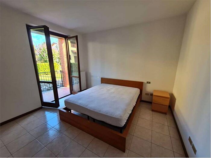 Appartamento bilocale in affitto in VIA MAESTRI DEL LAVORO, Paré, Colverde