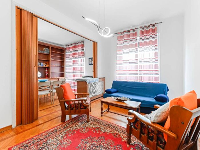 Appartamento trilocale in affitto in Via Giovanni Pierluigi da Palestrina, Centrale, Milano