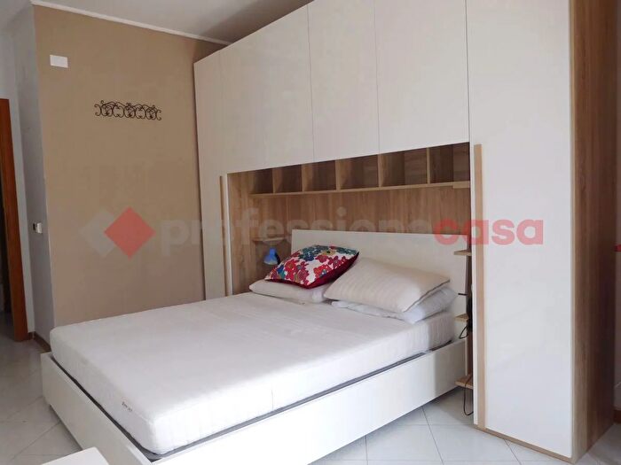 Appartamento bilocale in vendita in Via Tanaro, Cecina