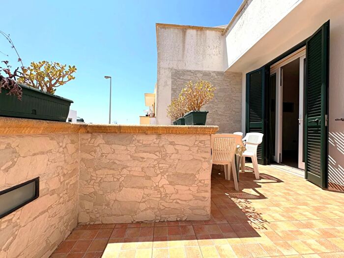 Appartamento trilocale in vendita in Via Fausto Coppi, Salve