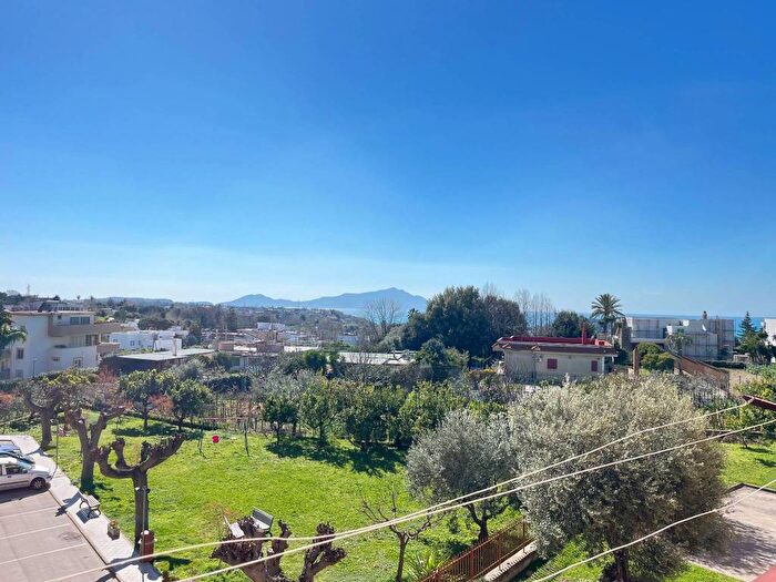 Appartamento quadrilocale in affitto in Via Amedeo Modigliani, Monterusciello, Pozzuoli