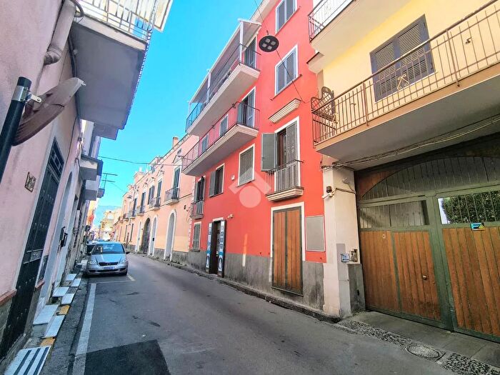 Appartamento quadrilocale in vendita in Via Carmine Guadagno, Pomigliano DArco