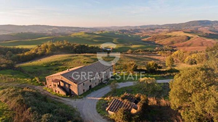 Casa con 6 locali in vendita in Viale Luchini, Radicofani