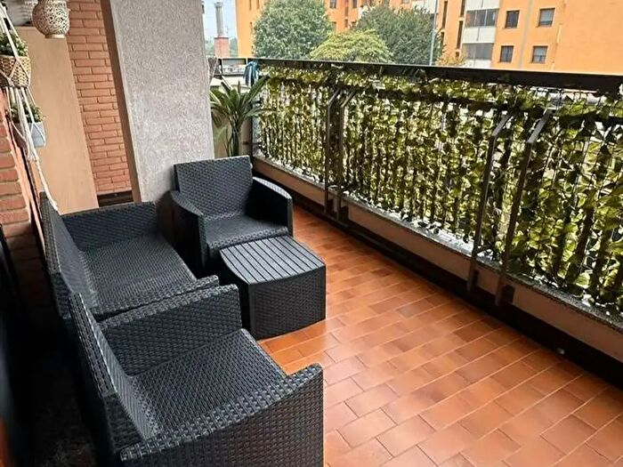 Appartamento bilocale in vendita in Via Cavali, Locate Di Triulzi