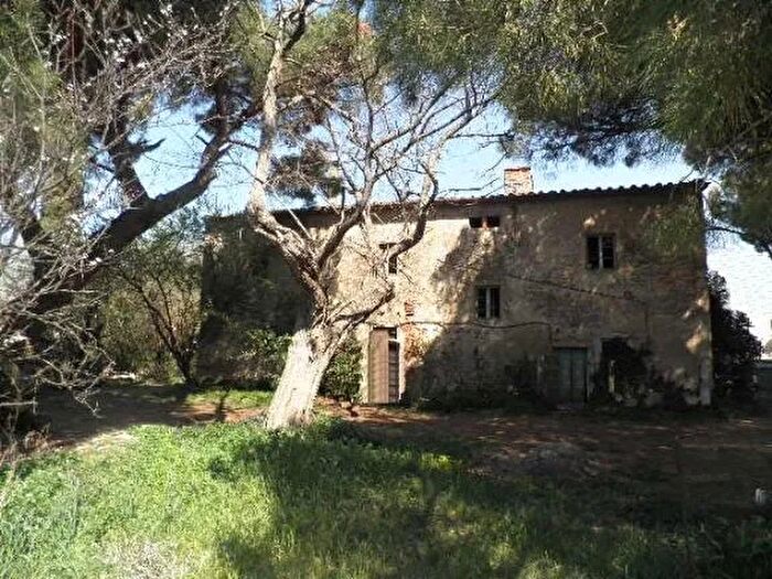 Casa con 14 locali in vendita in Rosignano Marittimo