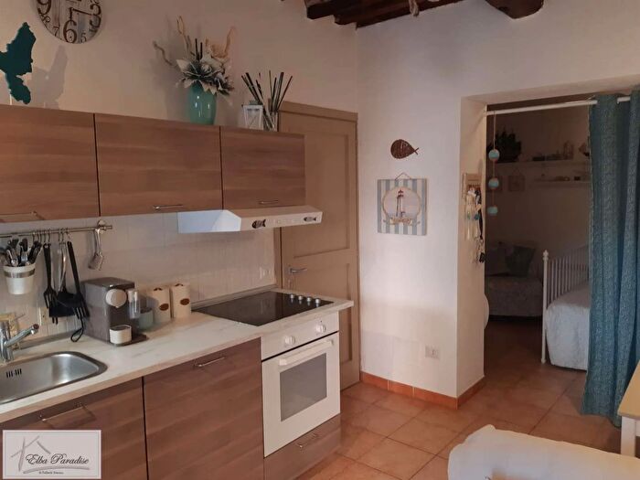 Appartamento bilocale in vendita in Via Roma, Capoliveri