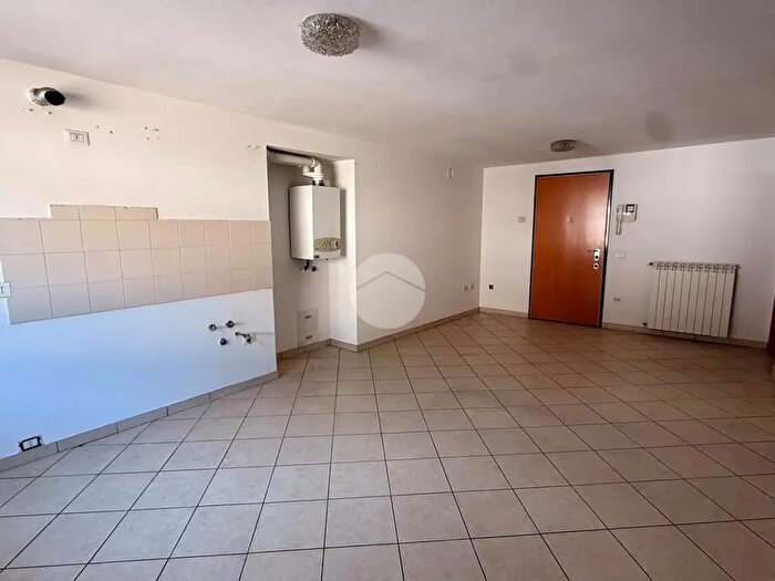 Appartamento trilocale in vendita in Via Santa Maria, Esine