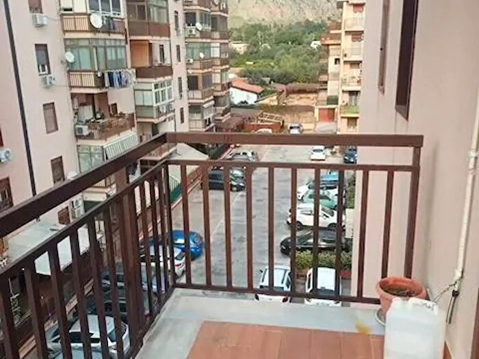 Appartamento bilocale in vendita in Via Ammiraglio Umberto Cagni, Palermo