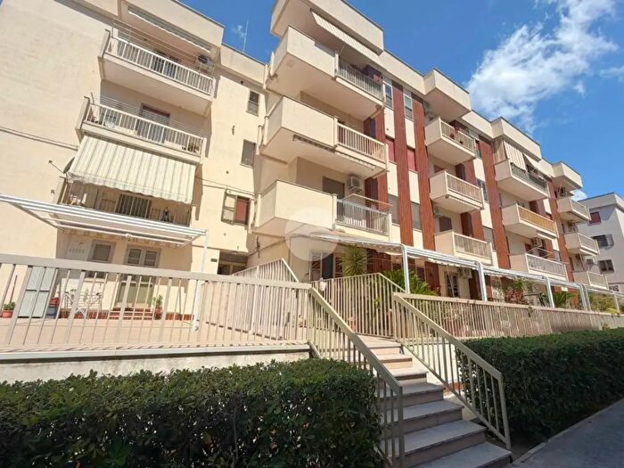 Appartamento trilocale in vendita in Via Po, Lucera