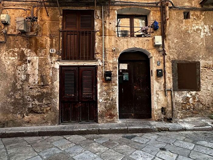 Appartamento bilocale in vendita in Via delle Pergole, Palermo