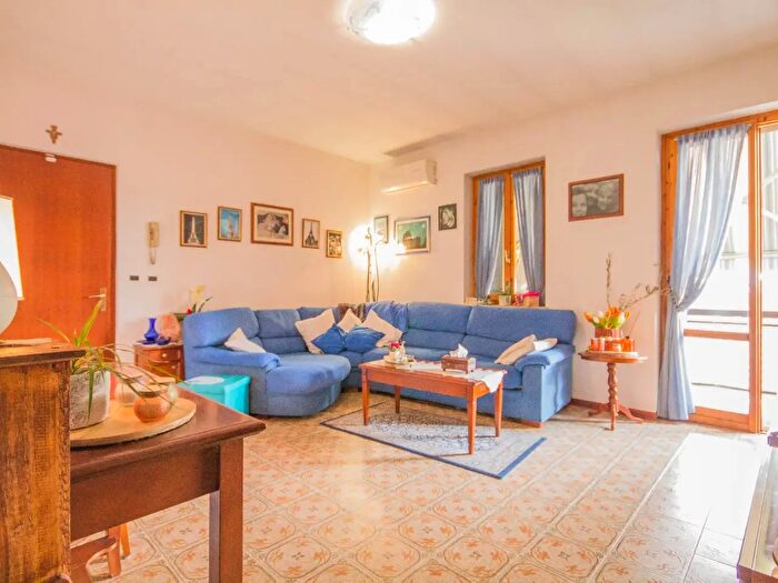 Appartamento quadrilocale in vendita in Via Giuseppe Mazzini B, Vigasio
