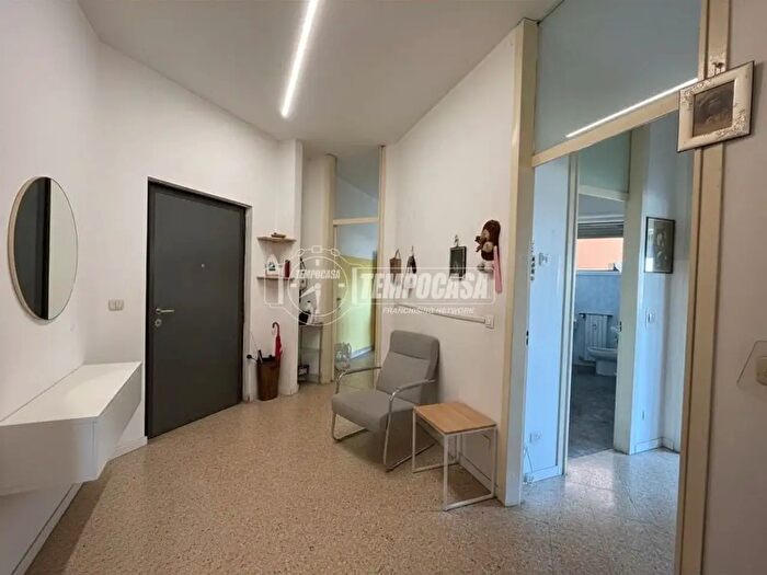 Appartamento bilocale in vendita in Via Giuseppe Verdi, Trezzano Sul Naviglio