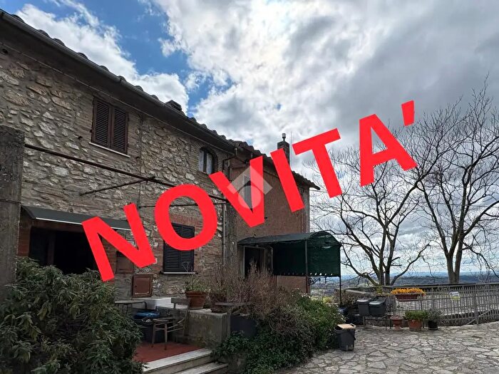 Appartamento trilocale in vendita in Frazione Borgaria, Narni