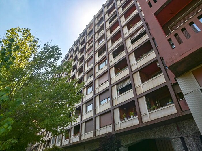 Appartamento trilocale in vendita in Via Ventimiglia, Torino