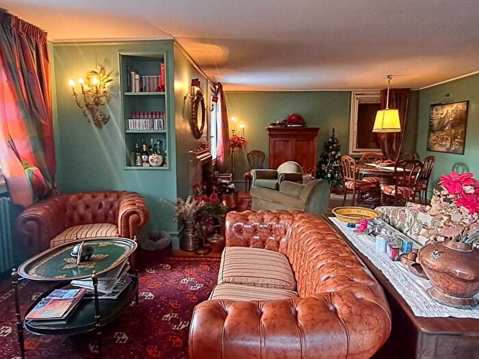 Appartamento trilocale in affitto in Strada del Villair, Centro, Courmayeur