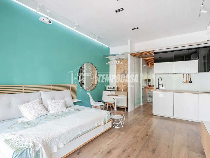 Appartamento monolocale in vendita in Viale Beata Vergine del Carmelo, Roma