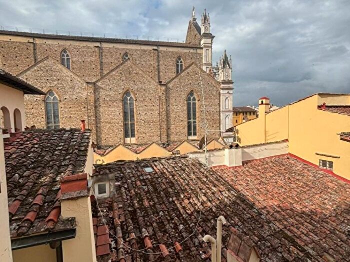 Appartamento trilocale in affitto in Santa Croce, Firenze