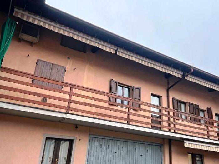 Appartamento bilocale in affitto in Via Carlo Alberto, Colognola, Bergamo