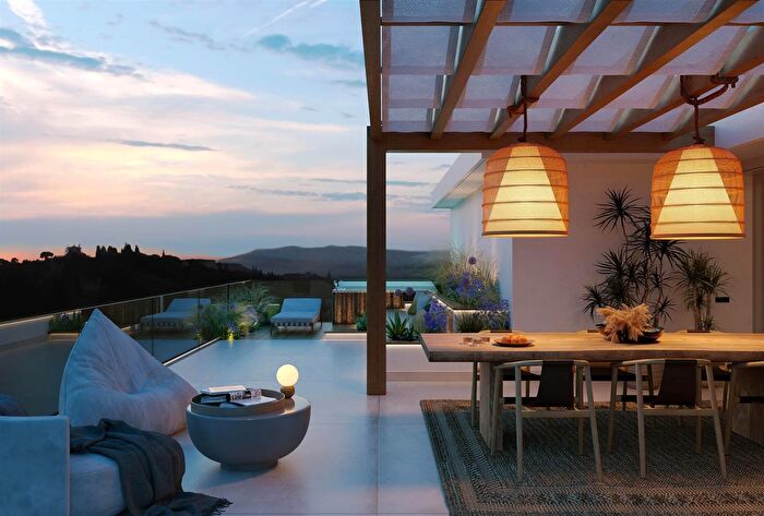 Appartamento con 5 locali in vendita in Firenze