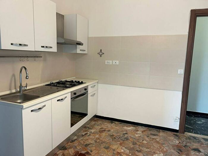 Appartamento bilocale in affitto in Piazza Massimo dAzeglio, Piazza Genova, Alessandria