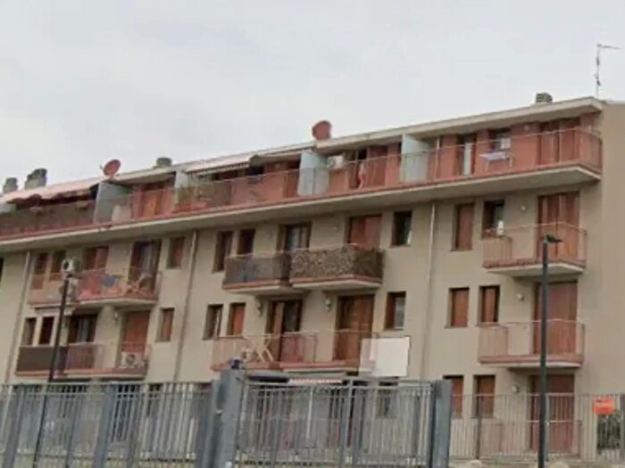 Appartamento trilocale in vendita in Via Guglielmo Marconi, Limbiate
