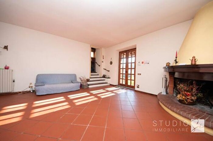 Casa con 6 locali in vendita in Via Bolognese, Pistoia