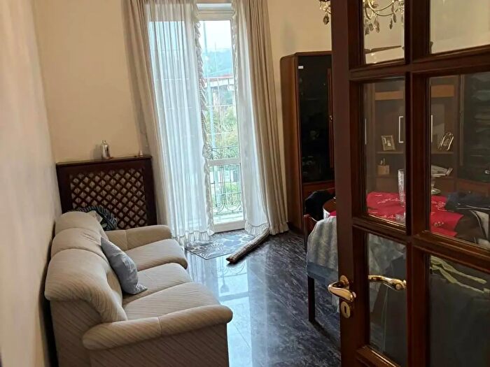 Appartamento trilocale in vendita in Via Romualdo Montagna, Cosenza