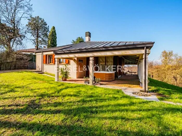 Casa con 5 locali in vendita in Viale degli Eroi, Nervesa Della Battaglia