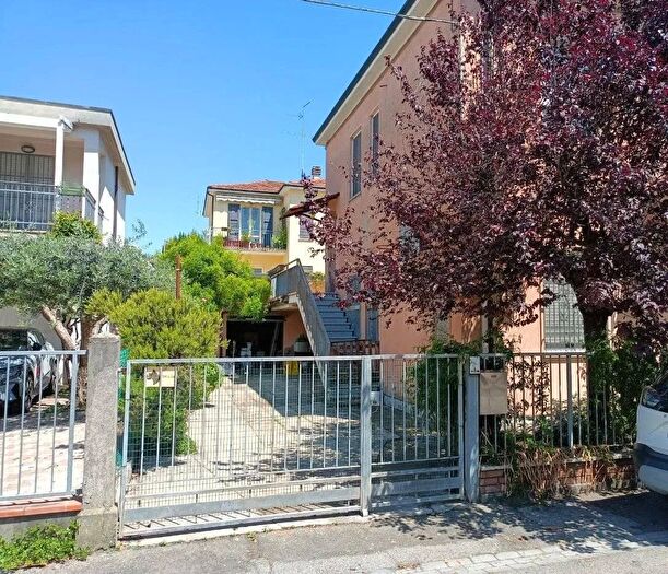 Casa con 9 locali in vendita in Ravenna, Ravenna