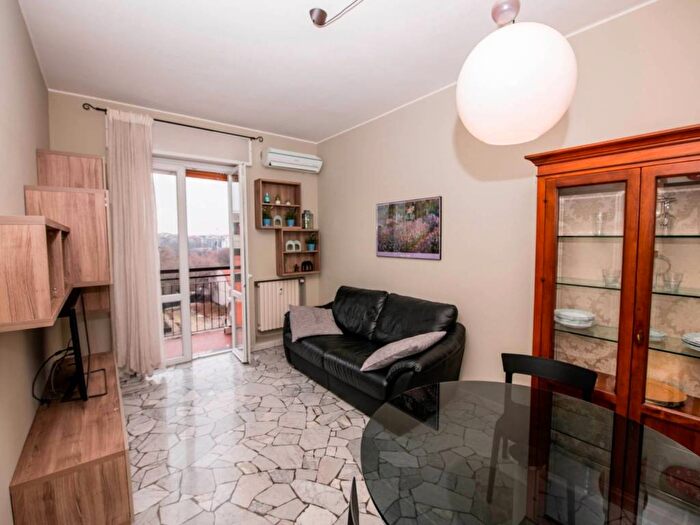 Appartamento bilocale in affitto in Via Policarpo Petrocchi, Turro, Milano