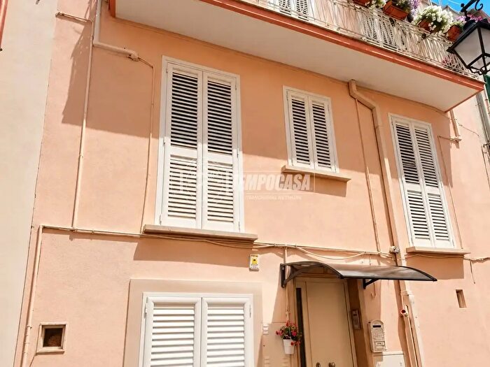 Casa trilocale in vendita in Via Santa Maria La Nova, Conversano