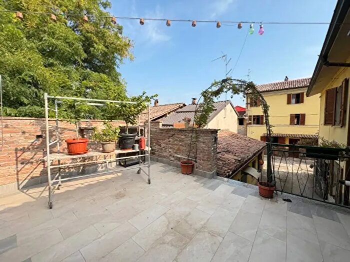 Casa trilocale in vendita in Piacenza