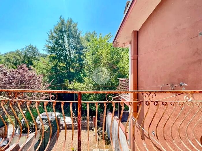 Casa bilocale in vendita in Traversa Quinta di Contrada Mortelle, Roccagloriosa