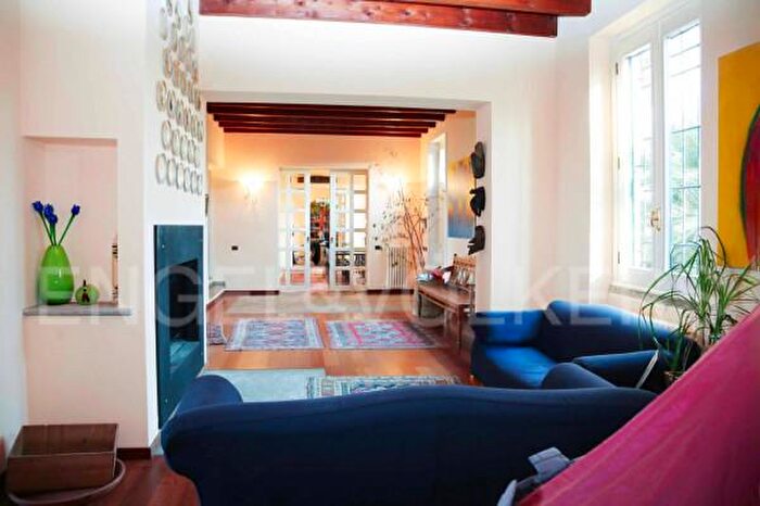 Casa con 6 locali in vendita in Cascina Sovico, Opera