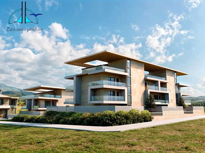 Appartamento trilocale in vendita in Viale dellUnità dItalia, Fara In Sabina