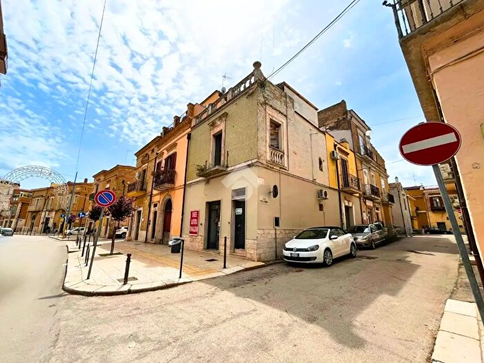Casa bilocale in vendita in Via Alessandro Minuziano, San Severo