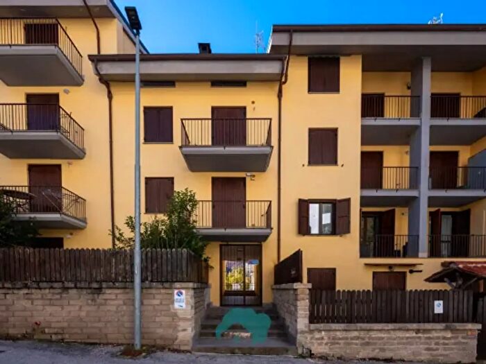 Appartamento trilocale in vendita in Via delle Betulle, Lucoli