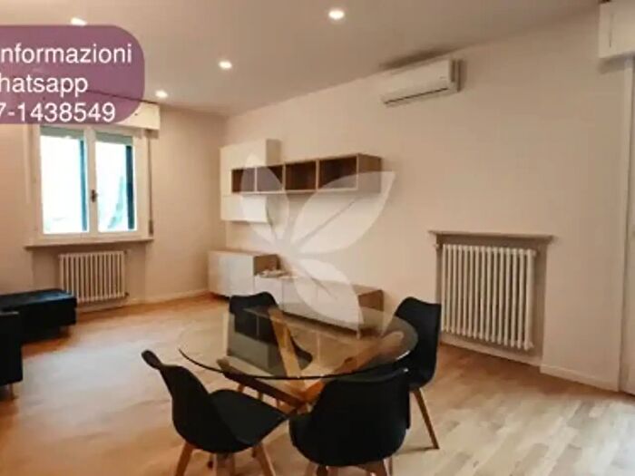 Appartamento trilocale in affitto in Viale Mentana, Parma