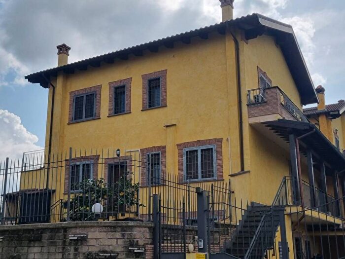 Casa con 6 locali in affitto in Via John Fitzgerald Kennedy, Frattocchie, Marino