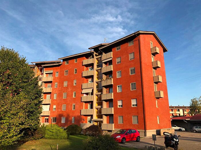 Appartamento trilocale in vendita in Via Lorazzo Cossato Italy, Cossato